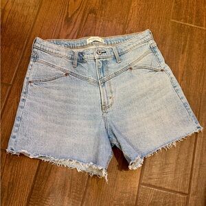 A&F High Rise Dad Short Light Denim Size 31